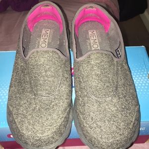 skechers memory foam fit go walk